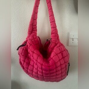 Free Peoples Movement Quilted Carryall